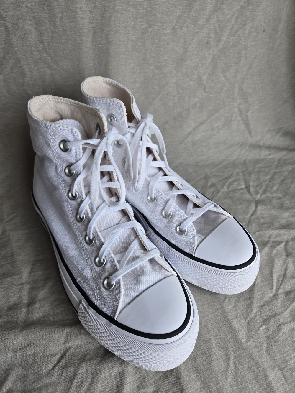 Converse Chuck Taylor All Star Lift Platform High Tops in White Womens 7